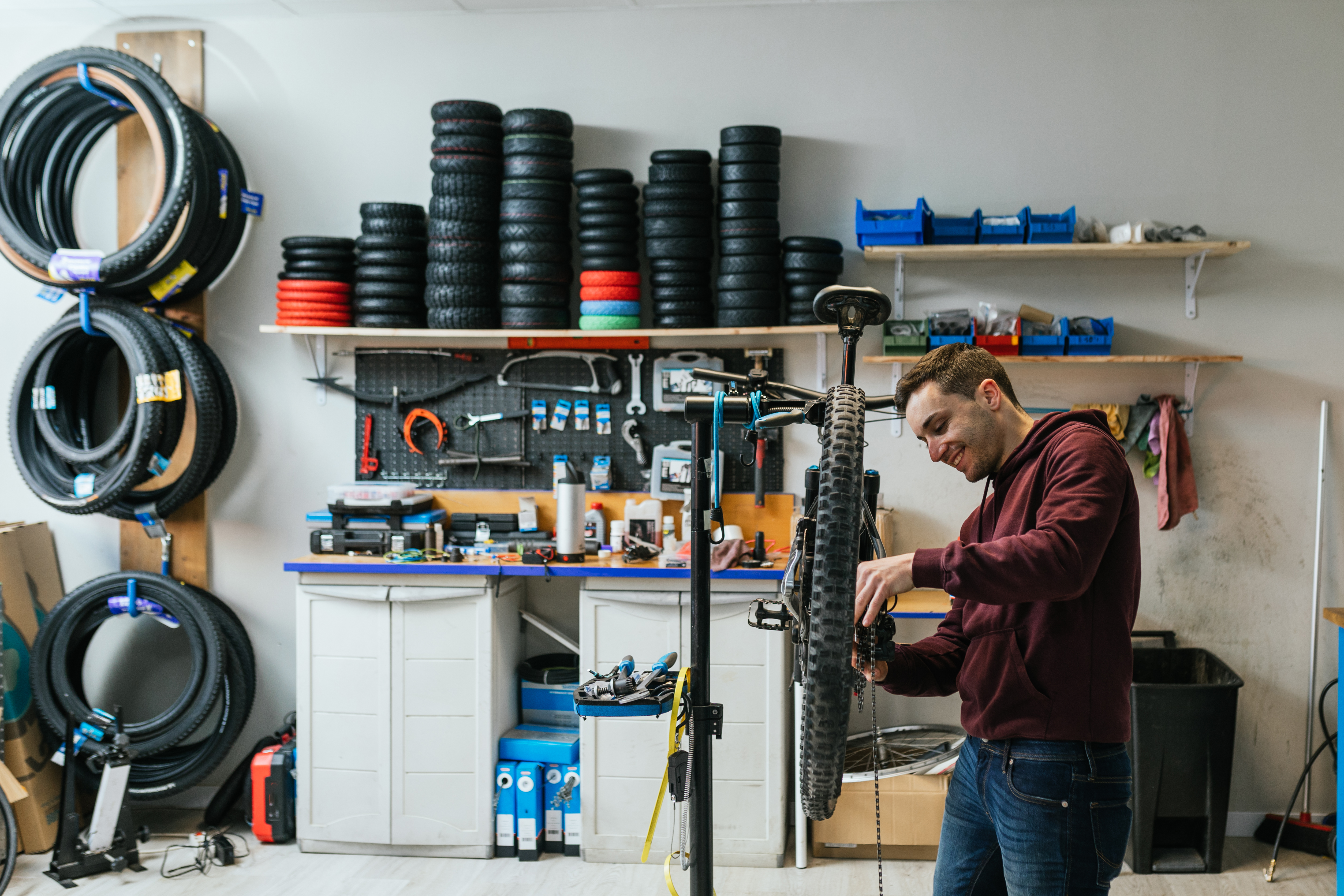 How to Select an Affordable Tire Repair Shop in Austin, TX